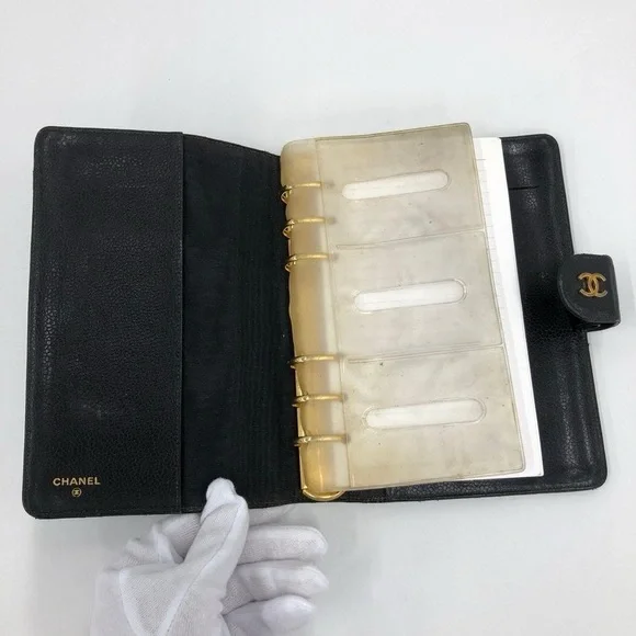 Chanel Matrasse Quilted Black MM Agenda planner notebook cover black - Picture 6 of 9